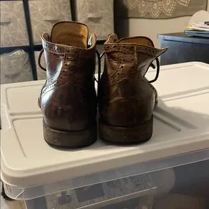 UGG | Shoes | Rare Mens Ugg Brown Leather Chukka Wingtip 